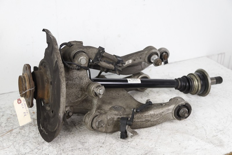 12-18 BMW F12 F13 6 Series Rear Right Suspension Knuckle Hub Spindle Axle Arms