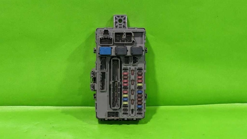Fuse Box Engine Compartment Sedan LX Fits 08-12 ACCORD 114526
