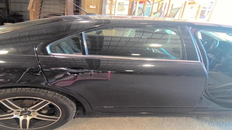 Passenger Rear Side Door Without Side Moulding Holes Fits 06-12 FUSION 3531049