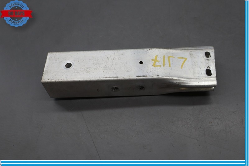14-21 BMW i3 I01 Front Left Lower Bumper Reinforcement Bar Bracket 7296855 Oem