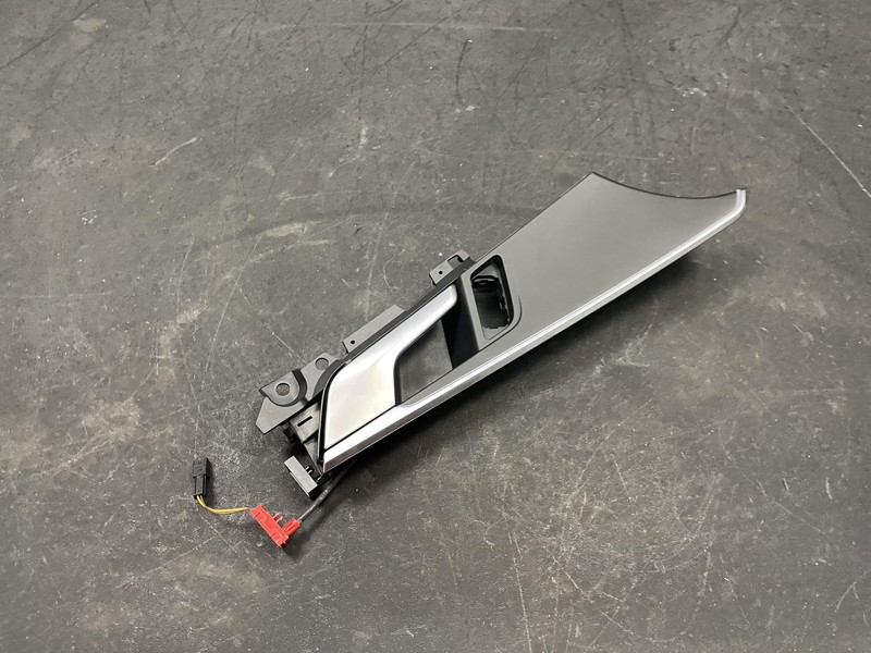 Front Right Door Inside Handle 2019 Audi S5 Coupe 8W6837020G4PK 2018 2020-2023