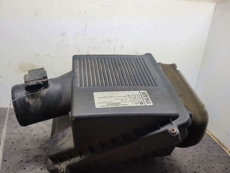 Air Cleaner Fits 09-14 ESCALADE 1659550
