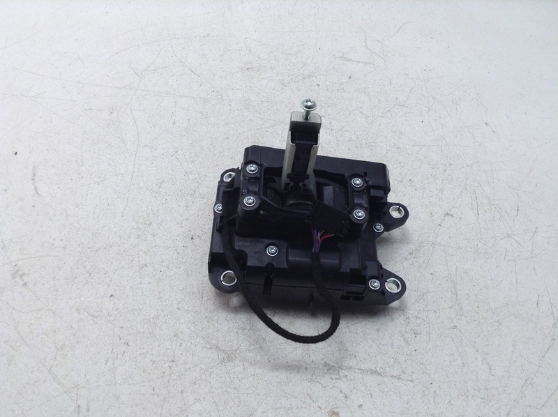 17-19 AUDI A4 FLOOR SHIFTER AUTOMATIC TRANSMISSION GEAR SELECTOR OEM