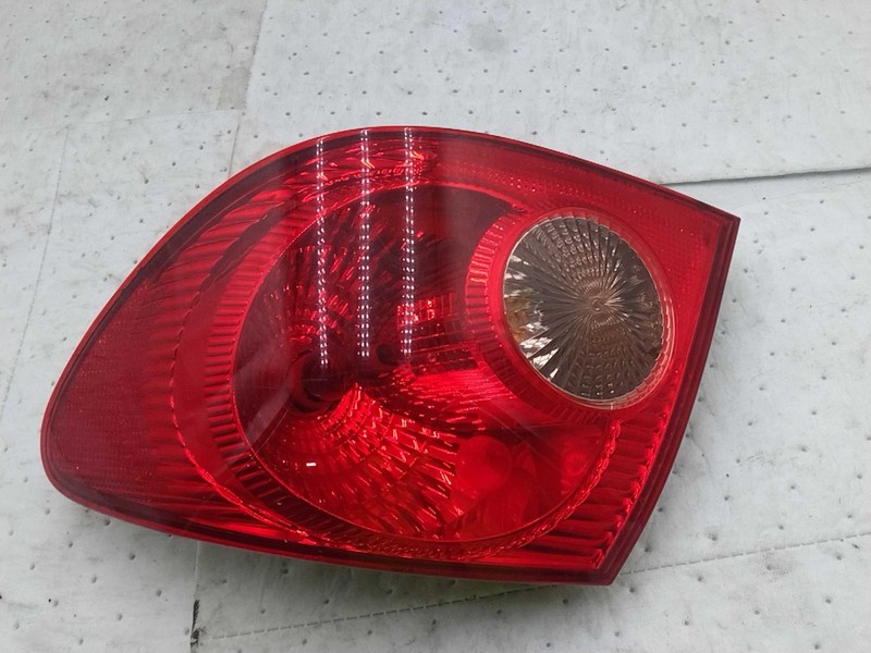 2006 Toyota Corolla Right Tail Light Assembly - Silver - Used - 31006