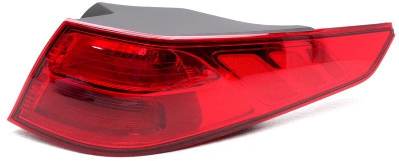 OEM Kia Optima (Korea built) Right Passenger Side Tail Lamp Lens Chip
