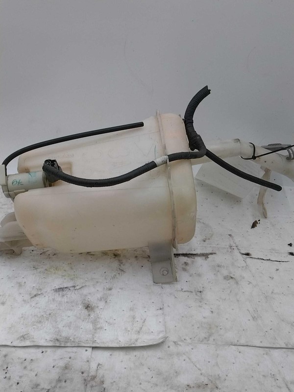 2012 Nissan Versa Washer Fluid Reservoir OEM 1.60L 28910EL000 Silver 85K Miles