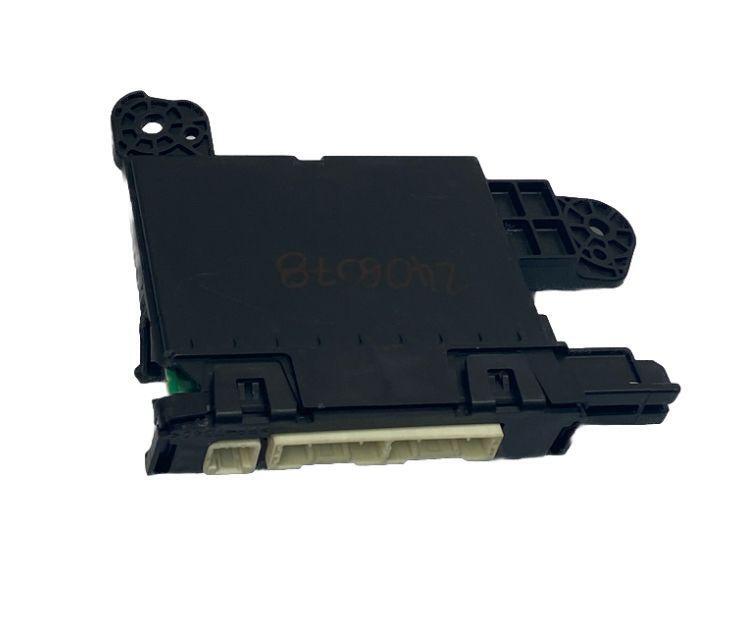 Toyota Camry climate control 19 20 hvac ac unit module OEM 8865006B01 broke case