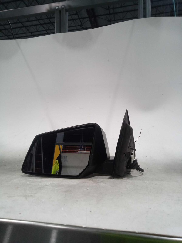 Used Left Door Mirror fits: 2015 Chevrolet Traverse Power manual folding w/o tur