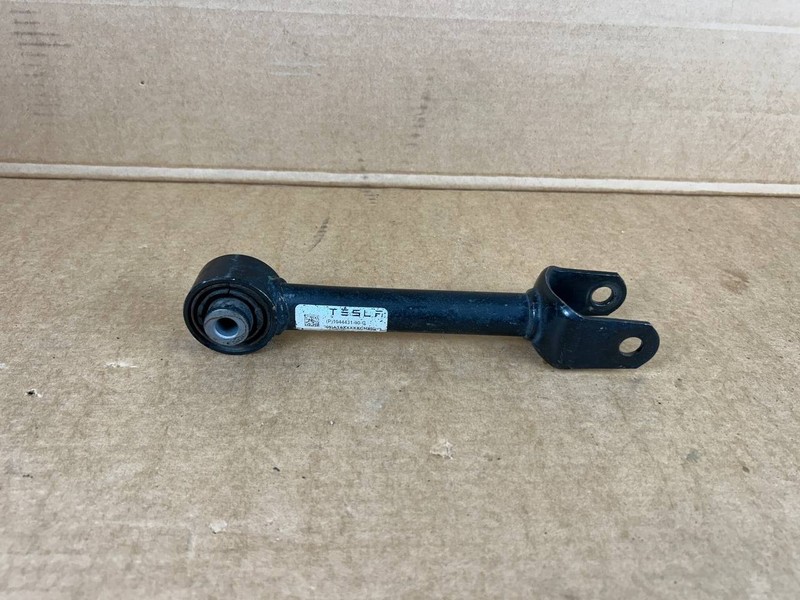 ✅ 2017-2023 Tesla Model 3 Rear Suspension Control Arm Toe Link Left 1044431-00-G