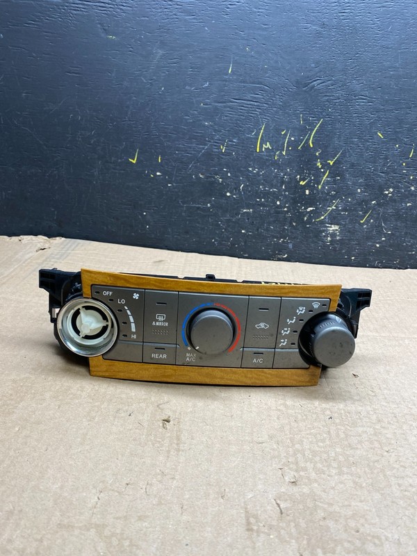 2008 to 2013 Toyota Highlander AC Heat Temp Climate Control Bezel OEM Y9924 DG