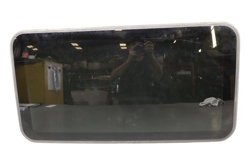 14-17 Maserati Ghibli Sun Roof Sunroof Top Glass Window Panel 43R-001604 Oem