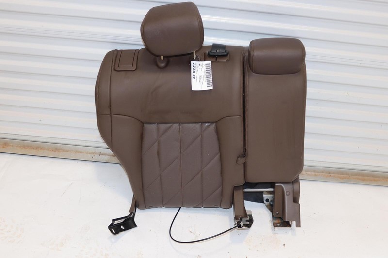 2011-2012 INFINITI FX35 FX50 REAR SECOND ROW RIGHT SEAT BACKREST CUSHION OEM