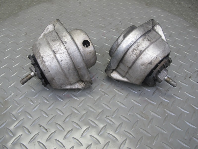 2006-2010 BMW E63 E64 M6 SET OF 2 LEFT & RIGHT ENGINE MOTOR MOUNT