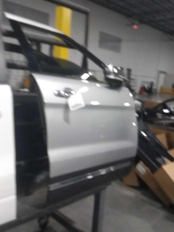 2016 Ford Explorer Right Front Door Silver OEM Used 120K Miles NJ25-25896