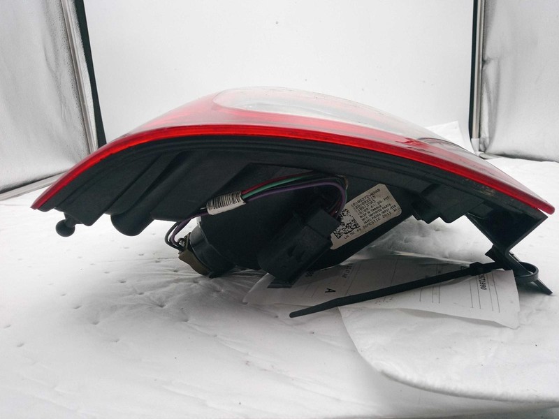 2016 Jeep Compass Left Tail Light Assembly Grey OEM Used 113K Miles NJ25-28287