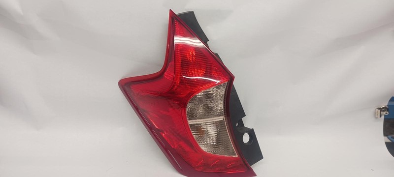 14-'19 NISSAN VERSA Note Left driver Taillight quarter mounted OEM