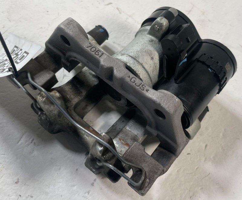 2022-2025 HONDA CIVIC REAR LEFT DRIVER SIDE DISC BRAKE CALIPER # 110371