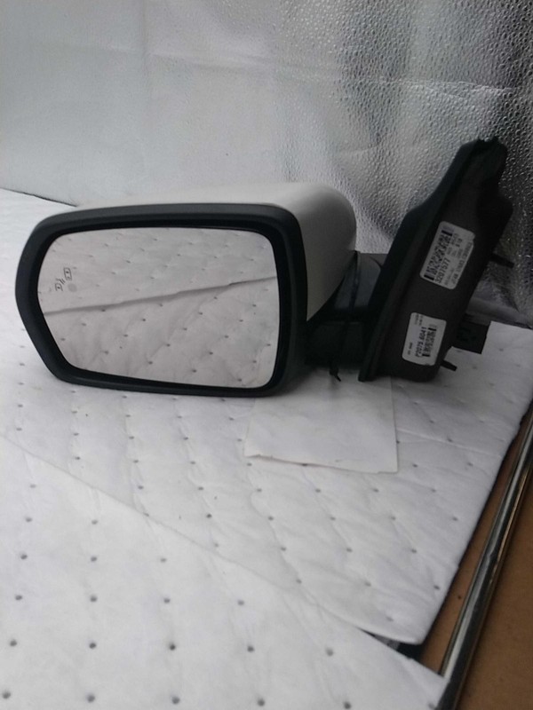 2019 Ford Edge Left Door Mirror Assembly White OEM 31000 Miles