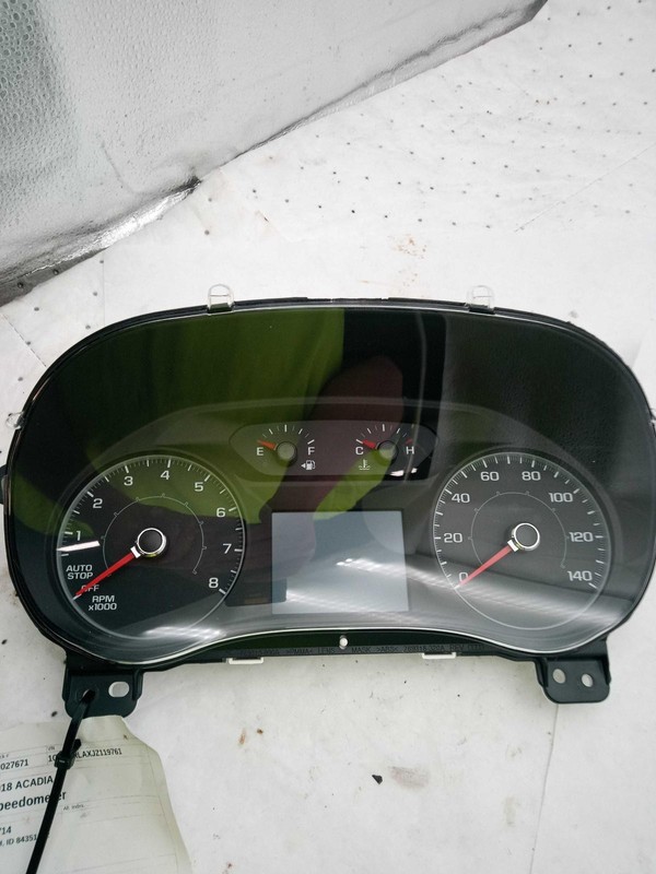 2018 GMC Acadia Speedometer Gauge OEM White 84255729 101K Miles