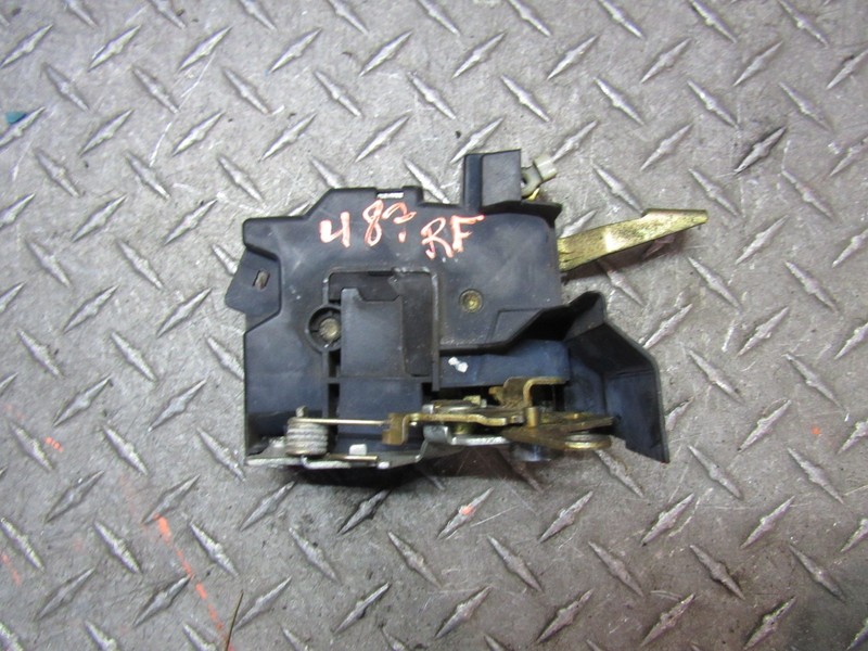 1989 BMW 525I RIGHT PASSENGER FRONT DOOR LATCH LOCK ACTUATOR 2.5L 6CYL