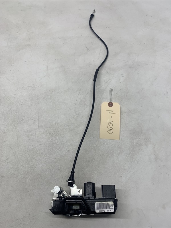 12-20 Tesla Model S Front Passenger Side Door Lock Latch Actuator RH 3090 B117