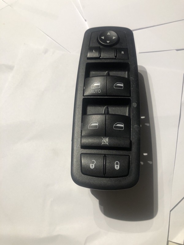 2010 Dodge Ram 1500 Left Side Master Power Window Switch 10032628 OEM