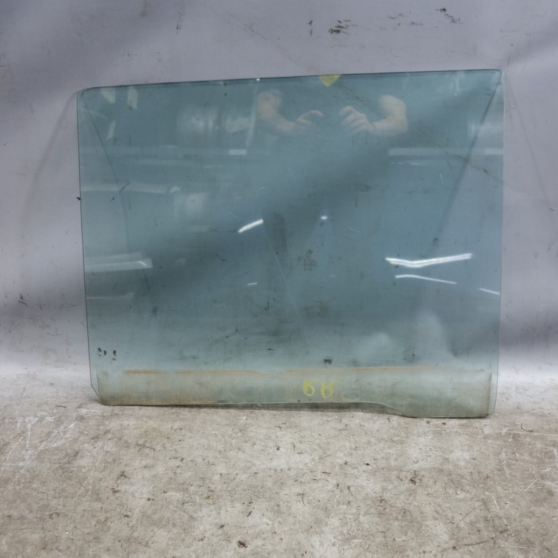 Damaged BMW E28 5-Series E12 Right Rear Passenger Window Glass 1975-1988 OEM