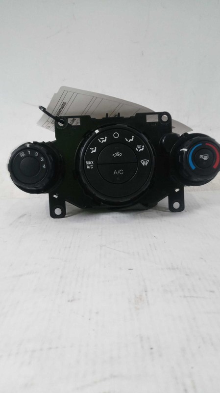 Used A/C Selector Switch fits: 2013 Ford Fiesta w/AC Grade A