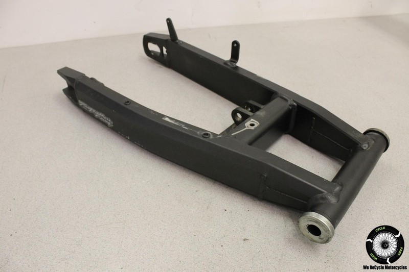 2007 Yamaha FZ6 REAR SWINGARM BACK SUSPENSION SWING ARM FZ 6 07