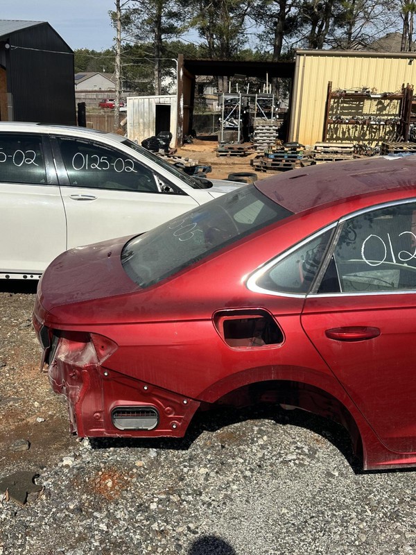 2020-2022 VOLKSWAGEN VW PASSAT REAR RIGHT SIDE BODY QUARTER PANEL RED 6L6L OEM