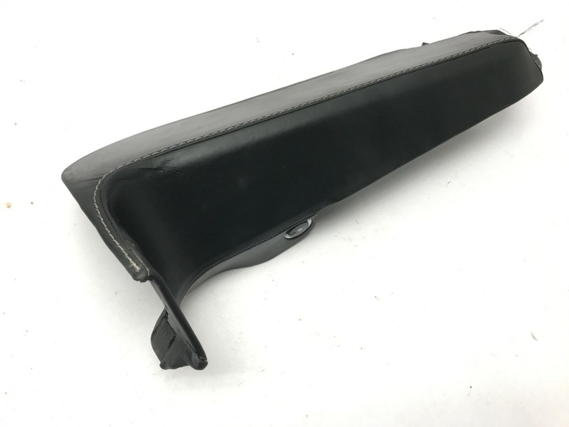 07-16 ASTON MARTIN V8 VANTAGE KNEE TRIM KICK PANEL LEATHER OEM BLACK