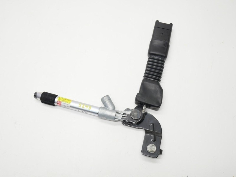 2014-2019 Kia Soul Front Right RH Passenger Side Seat Belt Pre-Tensioner OEM
