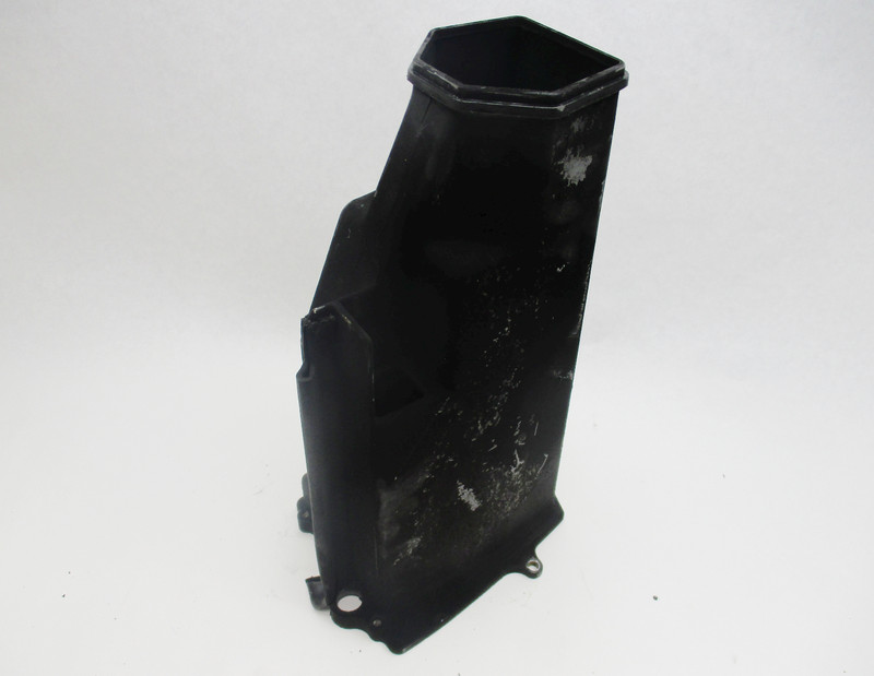 351228 0351228 Inner Exhaust Housing Evinrude Johnson
