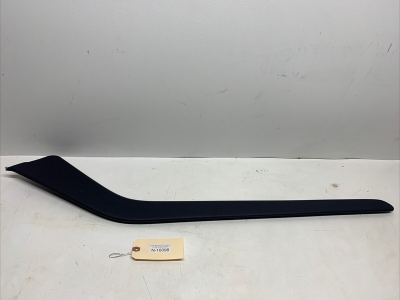 17-22 Tesla Model Y/3LH Center Console Side Trim Panel Cover Molding 10098 U8