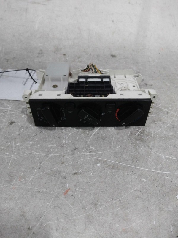 Used A/C Selector Switch fits: 2002 Mitsubishi GalantGrade A