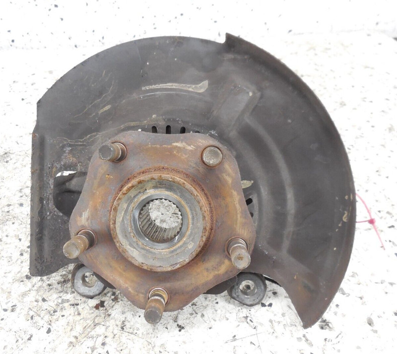 2015-2018 Chevrolet City Express Front Spindle Knuckle Hub Passenger Right OEM