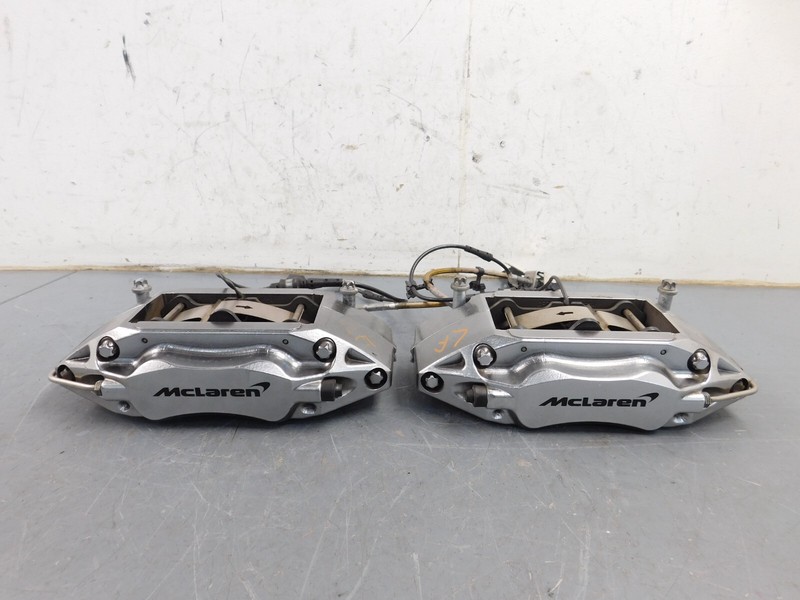 2020 17 18 19 21 22 McLaren GTFront Brake Caliper Set #0126 X3