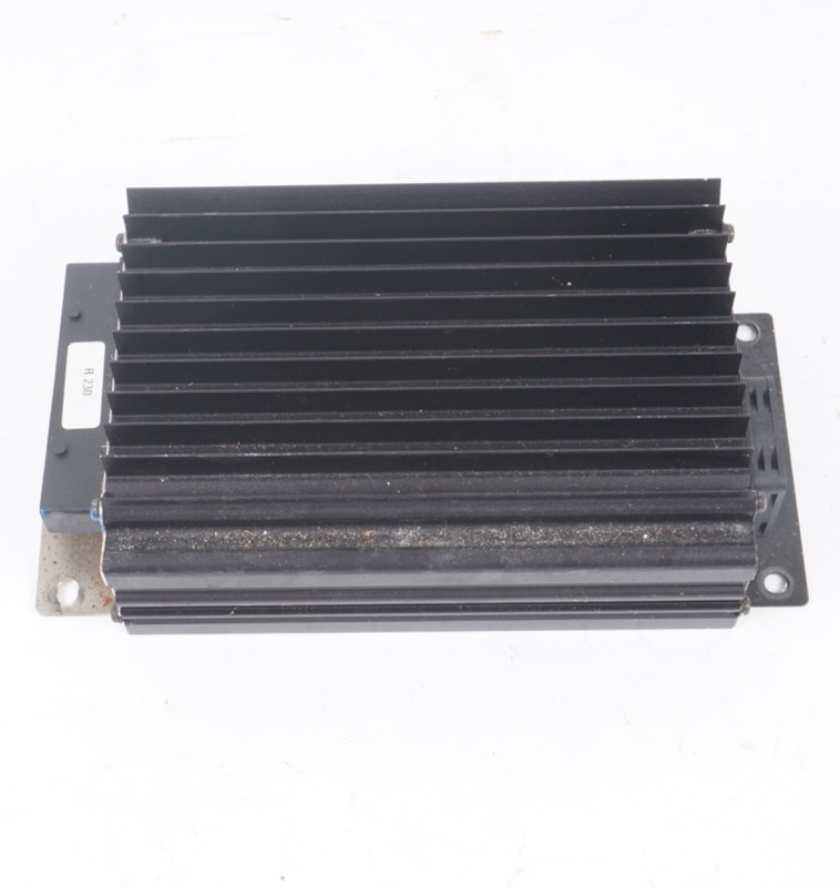 05-08 Mercedes R230 SL500 SL55 AMG Amplifier Audio Amp Bose 2308203889