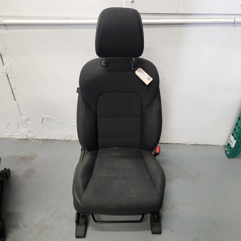 Used Oem Hyundai Cloth Manual Front Passenger Seat for 2019-2021 Tucson SE