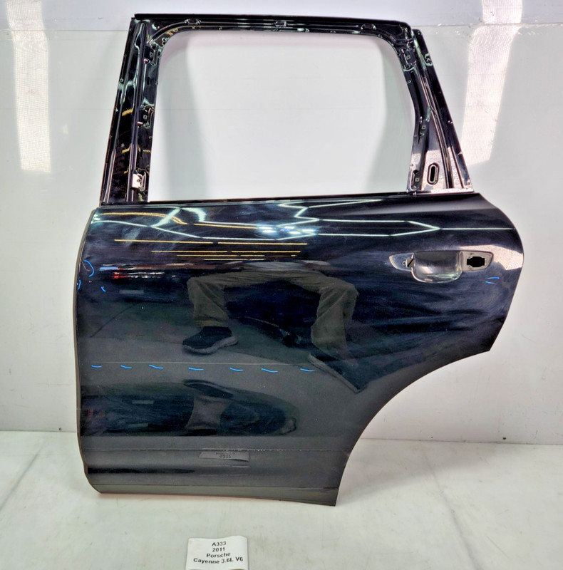 ✅ 11-18 OEM Porsche Cayenne 958 Rear Left Driver Door Shell Panel NOTE*