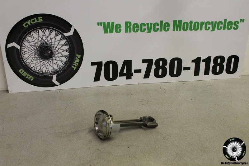 2006 Triumph Rocket III Classic 3 ENGINE MOTOR BLOCK PISTON CONNECTING ROD 06