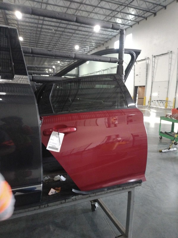 2022 Honda Accord Rear Right Door Red Used 77000 Miles OEM 680058