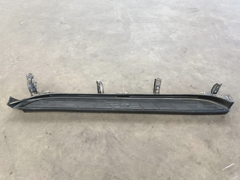 ⭐2006-2007 LEXUS LX470 LEFT DRIVERS SIDE SKIRT STEP BAR RUNNING BOARD W/ LED OEM