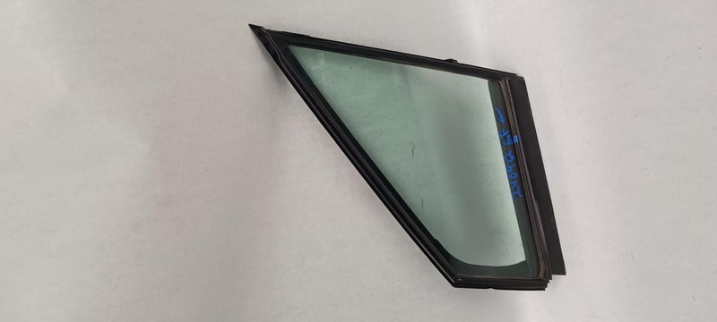 17-'23 SUBARU IMPREZA Left driver front Vent Window OEM