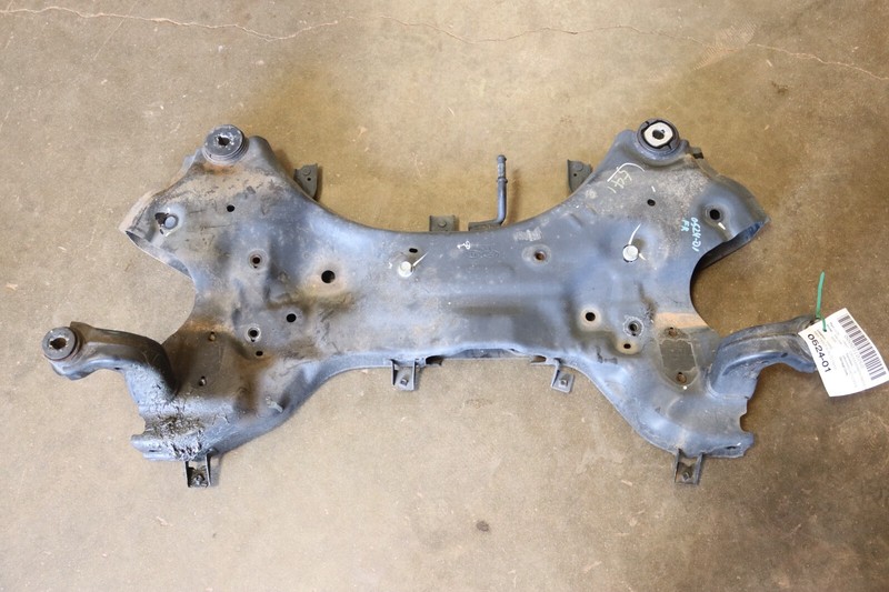 2020-2023 HYUNDAI PALISADE FWD 3.8L FRONT SUSPENSION CROSSMEMBER SUBFRAME OEM