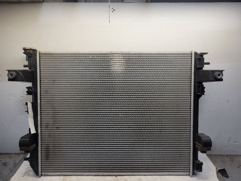 Radiator Fits 10-13 DODGE 2500 PICKUP 1679225
