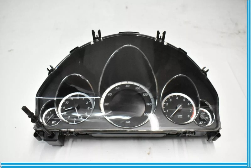 10-11 Mercedes W207 E350 E550 Speedometer Odometer Instrument Cluster Gauge OEM