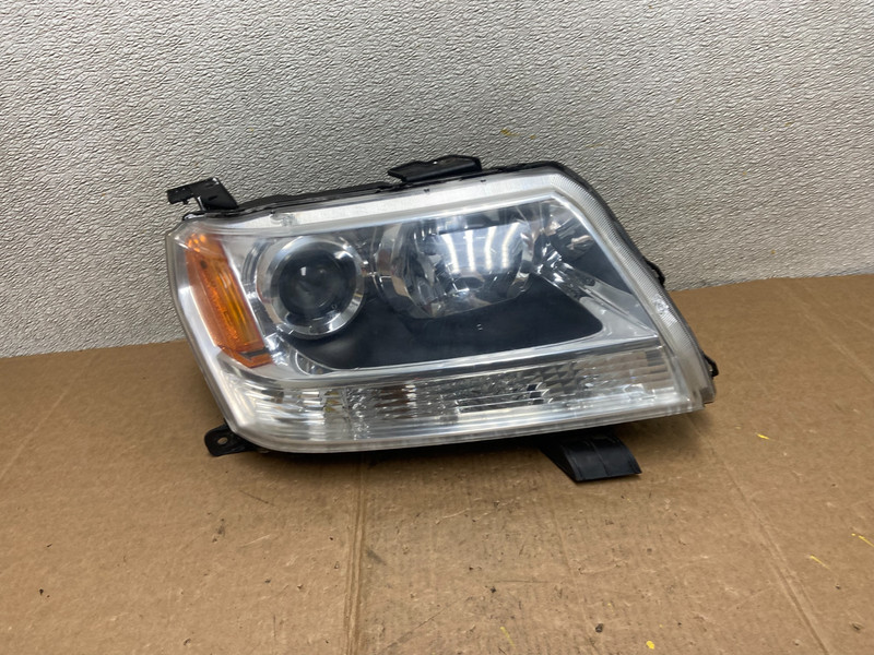 2006 2013 Suzuki Grand Vitara Right Passenger Rh Halogen Headlight Oem AA1412 PS