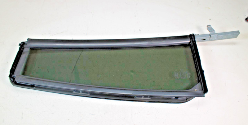 OEM Land Rover LR4 10-16 Left Driver Rear LR Door Quarter Window Glass