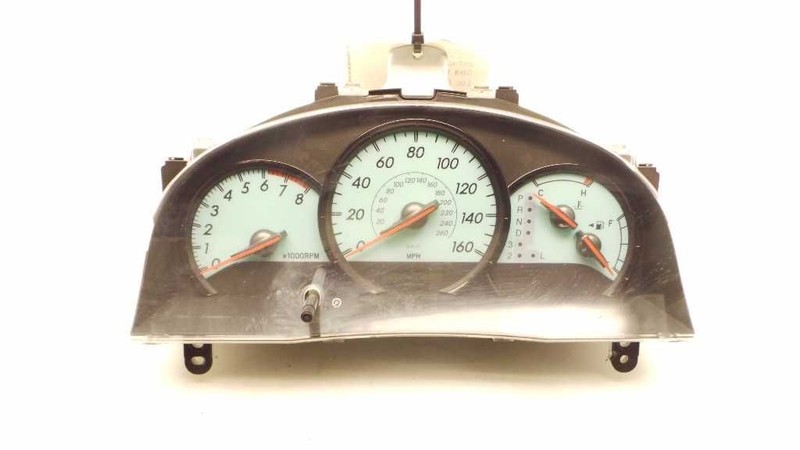 04-05 TOYOTA SOLARA SPEEDOMETER INSTRUMENT CLUSTER